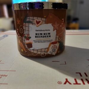 Bath & Body Works Rum Rum Reindeer Soy Wax Candle - 14.oz